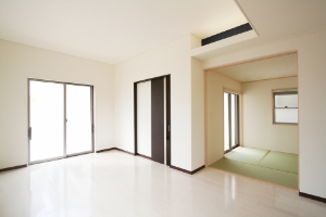 建具・鍵・サッシまわり点検