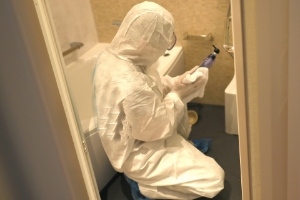 強い臭気の除去・脱臭